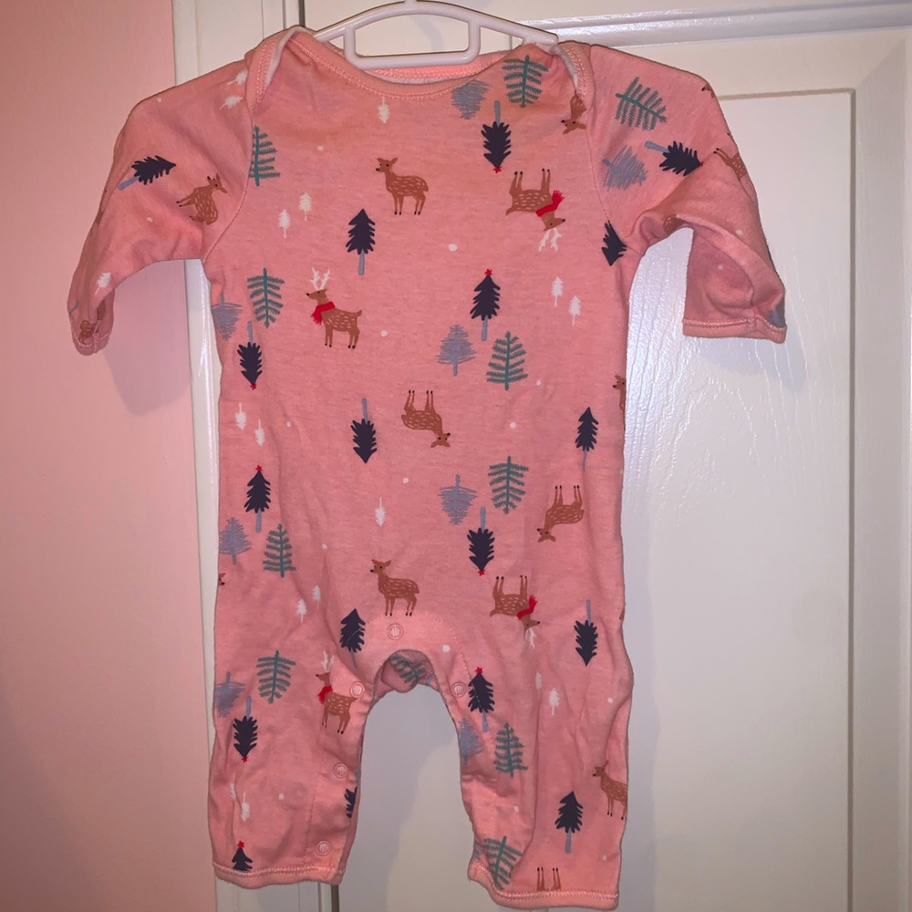 Old navy one piece outfit size 0-3 months